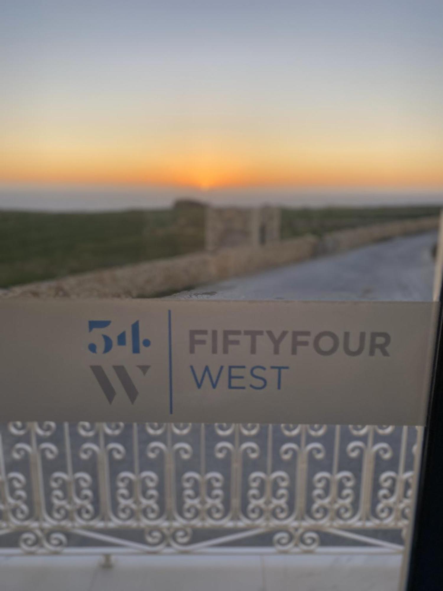 Fiftyfour West Boutique Living Bed and Breakfast Għarb Εξωτερικό φωτογραφία