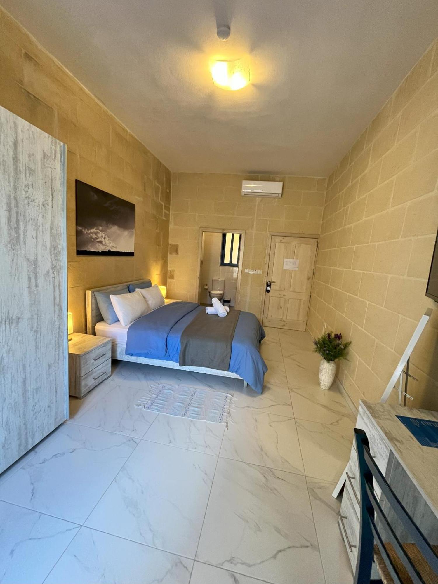 Fiftyfour West Boutique Living Bed and Breakfast Għarb Εξωτερικό φωτογραφία