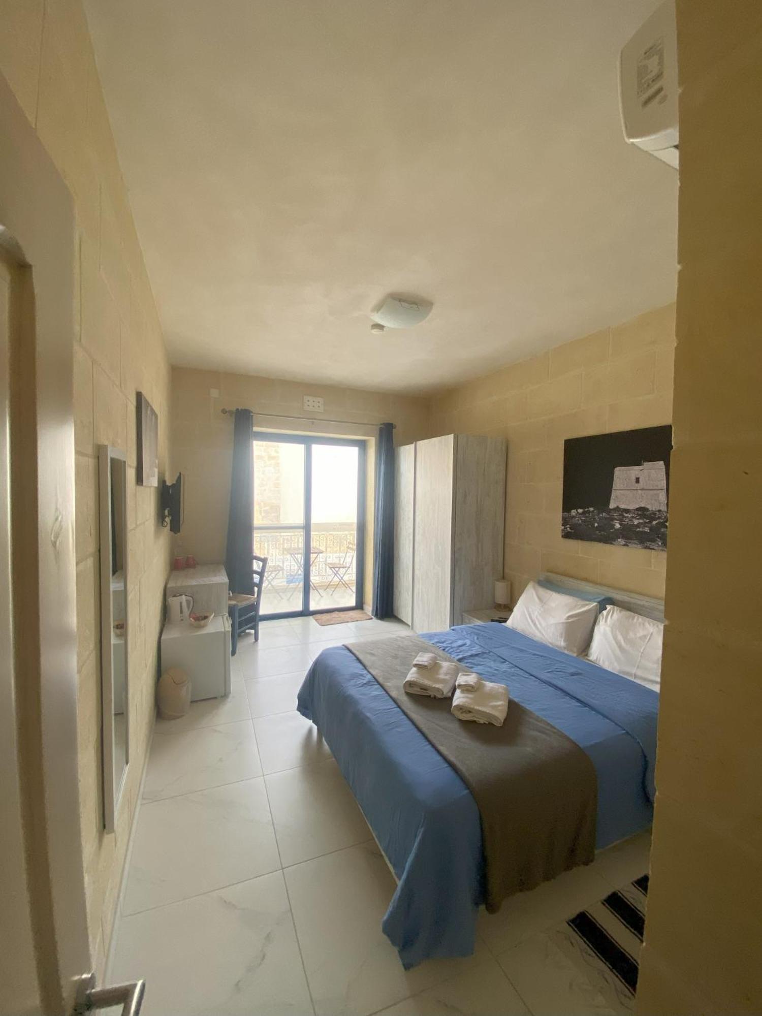 Fiftyfour West Boutique Living Bed and Breakfast Għarb Εξωτερικό φωτογραφία